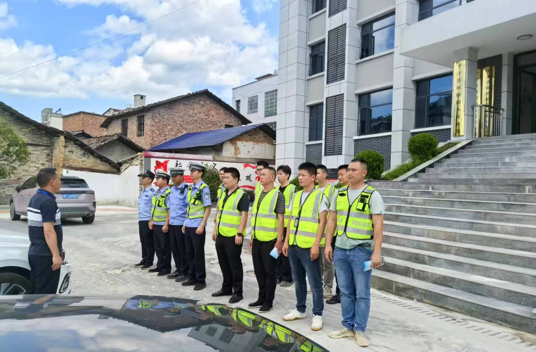 虹桥镇：道路交通安全管理“百日攻坚” 行动进行时