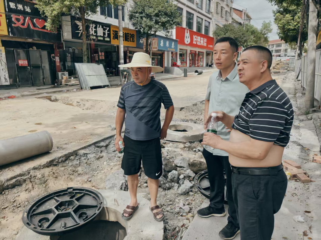 梅仙镇：管网改造惠民心 贴心服务护经营