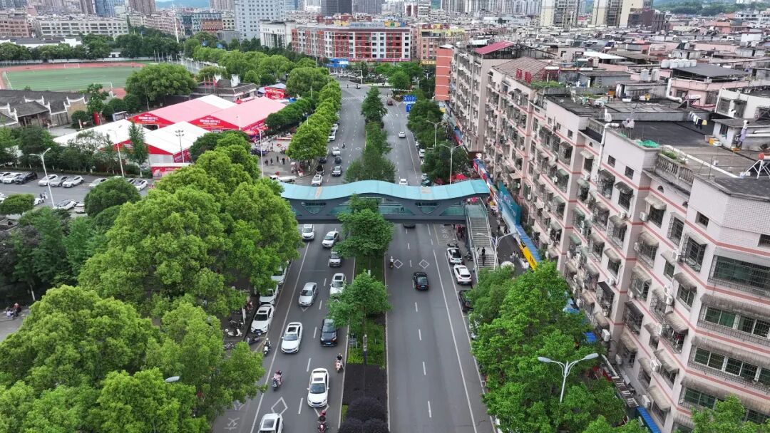 感受篇——百姓心声，平江人眼中的幸福答卷